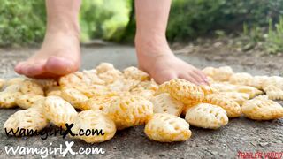 Foot Crushing Crisps