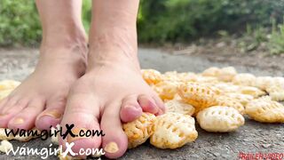 Foot Crushing Crisps