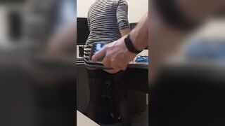 Siria seduces the computer technician in the office (Italian dialogue) - Full video on Onlyfans