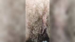 Hot Milf Hairy Pussy Spreads Pee All over Close Up porn videos