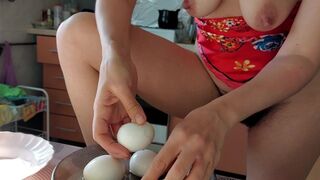 Sexy boiled eggs ???? Hot Pussy hairy