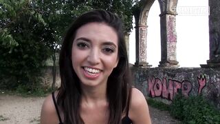 Brunette Latina Frida Sante Gets Her Cock-Hungry Twat Banged Outdoors - MAMACITAZ