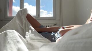 HILDE_FRENCH-POV REVEILLE MATINAL BAISE MOI