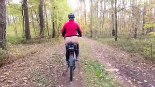 When biking in the forest I often get horny and need to piss and masturbate to relax